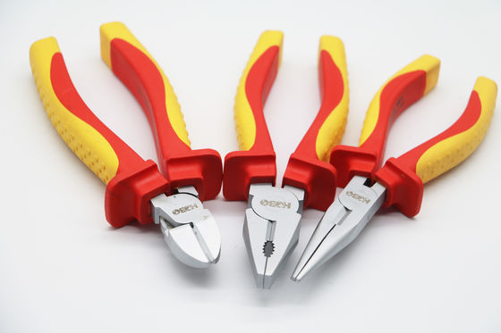 ensemble de pinces de VDE 1000v et pinces de combinaison de coupe d'outil de bricolage isolées par tournevis